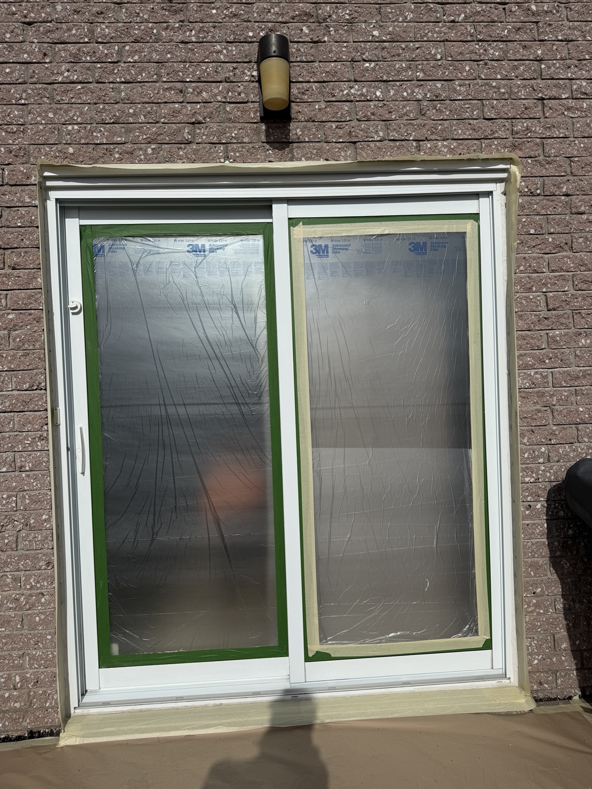 Finition de porte-patio — avant